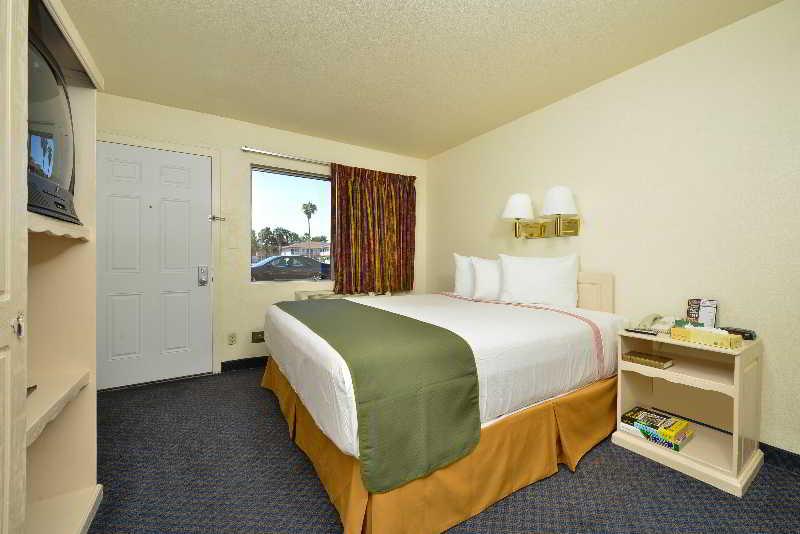 Americas Best Value Inn Las Vegas Strip Экстерьер фото