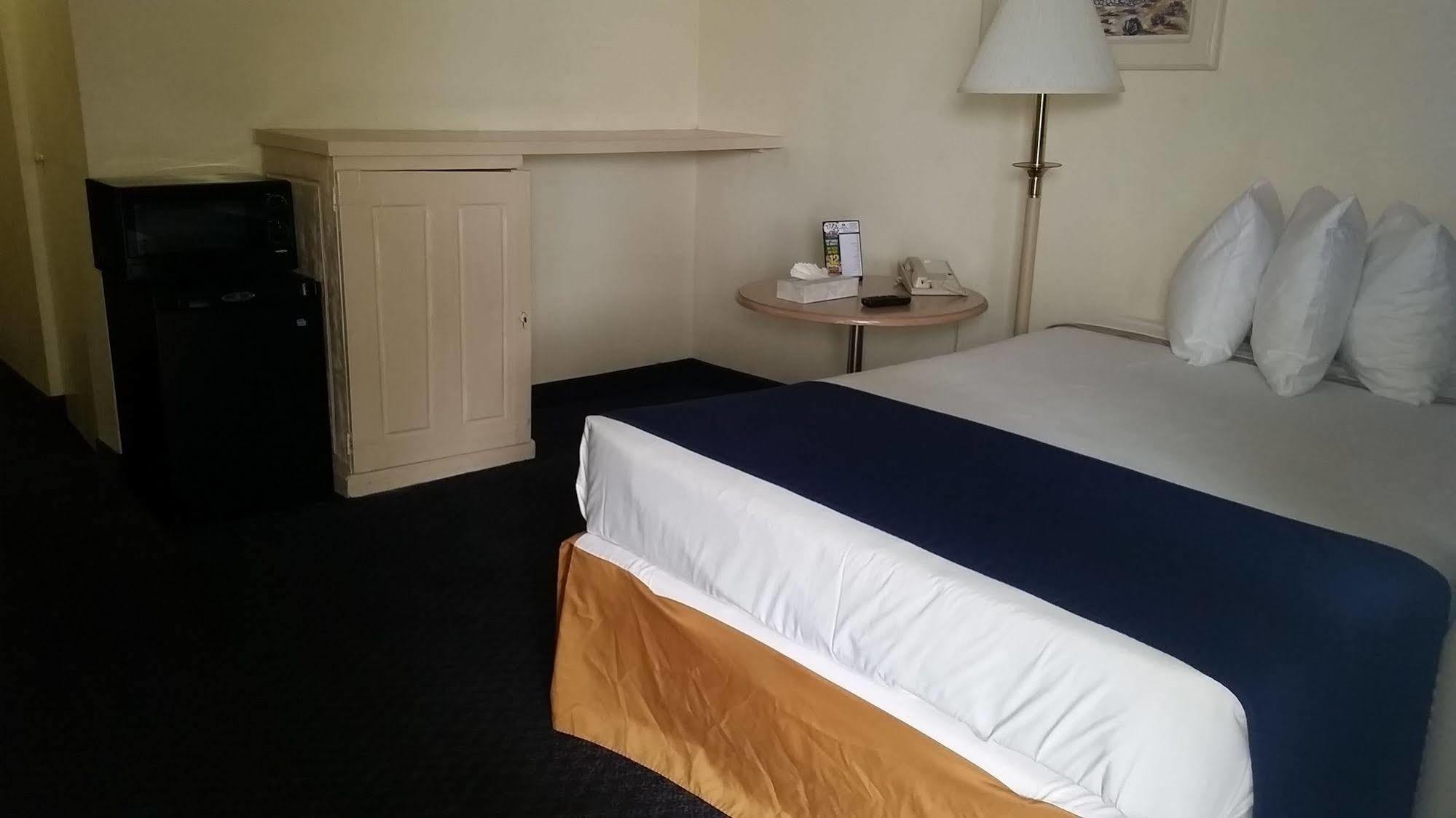 Americas Best Value Inn Las Vegas Strip Экстерьер фото