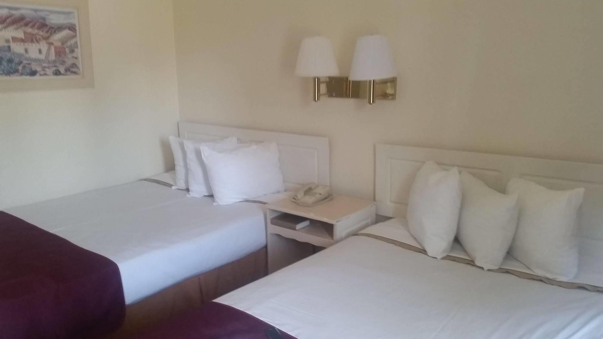 Americas Best Value Inn Las Vegas Strip Экстерьер фото