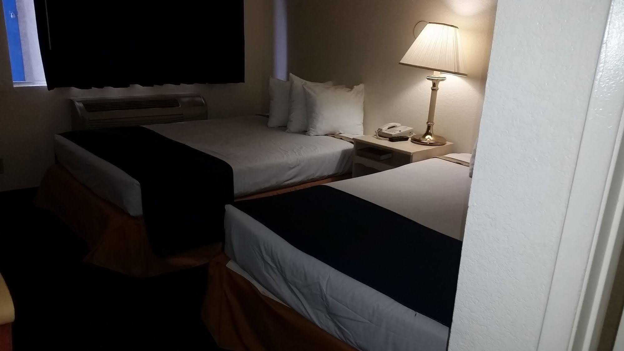 Americas Best Value Inn Las Vegas Strip Экстерьер фото